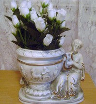 Vintage Figural Vase made in Japan - £14.15 GBP