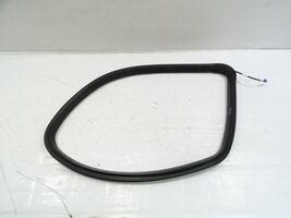 Mercedes X166 GL450 seal, quarter window, left 1666808900 - $29.99