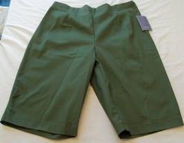 Laura Scott Petite Twill Skimmer Shorts Thyme Green Size 8P NEW W Tags - £16.35 GBP