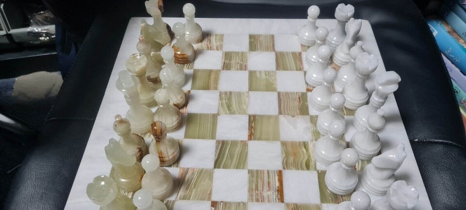 White Marble Chess Set with Pieces Green Onyx Stone Inlaid Handar...-
show or... Item image 7