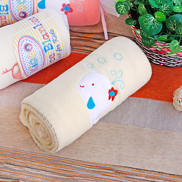 [White Whale - Yellow]Coral Fleece Baby Throw Blanket