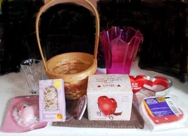 ~~Lot Of VALENTINES/MOTHERS Day Items ~~ Basket, Vases, Candle, Napkins, &amp; More - £15.75 GBP