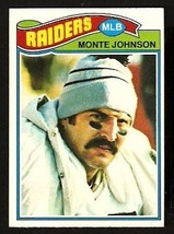 Oakland Raiders Monte Johnson 1977 Topps Football Card #77 em/nm ! - £0.37 GBP