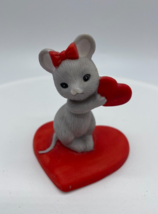 Vintage Lefton Frisky Friends Mouse & Heart Figurine Valentines Day Mice 1985 - $11.39