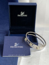 2004 Swarovski Cuff Bracelet Fashion Jewelry 7.5&quot; Clear Crystals Box Clasp - £31.57 GBP