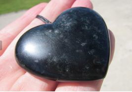 New zealand greenstone love heart shape pendant  - £70.79 GBP