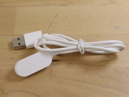 Genuine Arlo Ultra &amp; Pro 4, Pro 3 Indoor Magnetic Charging Cable ONLY - $165.19 MXN