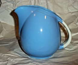 Vintage Hall’s Superior Kitchenware 1259 Rose Parade Small Pitcher w Ice Lip - $19.79