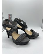 9 M Gianni Bini Silver Glitter Strap Sandal 4” High Heel Open Toe Platfo... - $16.50