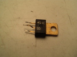 SAE801 AND SAE902 GOLD TRANSISTORS MOTOROLA VERY CLEAN PULLS - YOU GET 1... - £6.35 GBP