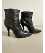 Via Spiga Heeled Leather Zip Ankle Boot Black size 8.5 - $50.00
