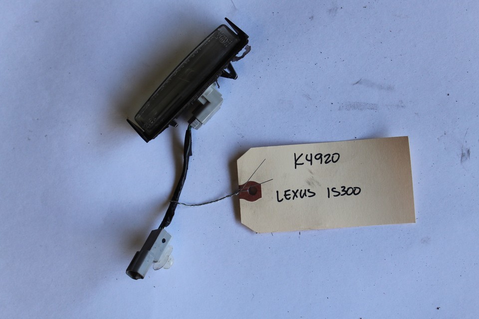 2001-2003 LEXUS IS300 TRUNK LID LICENSE PLATE LIGHTING K4920 - $39.59