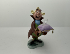 Walt Disney Classic Collection Cinderella Footman Presenting the Glass Slipper - £93.96 GBP