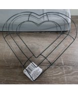 Heart 12&quot; Wire Wreath Form,Valentines Day,Weddings/Special Occasions-NEW... - $10.18 CAD
