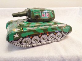 Rare Vintage ALPS Made in Japan Tin M61 Military Tank ~ NICE - $15.67