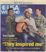 Toby Keith w/ Sgt Oscar Castaneda, Capt Sara Horak @ Usa Weekend May 2010 - £8.67 GBP