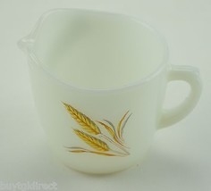 Vintage Anchor Hocking Fire King Oven Ware Creamer #1Wheat Design Milk Glass - £7.62 GBP