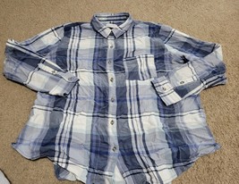Universal thread large blue plaid long sleeve button up - £6.27 GBP