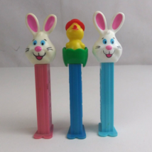 Lot of 3 Easter Pez Dispensers 2 Different Bunnies &amp; Chick In Green Egg (I) - $183.57 MXN