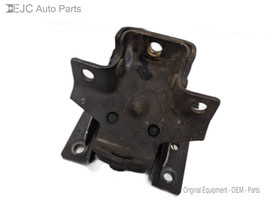 Motor Mount Bracket For 05-06 GMC Sierra 1500  5.3  4wd - $29.65