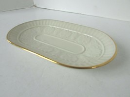 LENOX  ATHENIAN CANDY DISH 8&quot; L W/STICKER  USA IVORY EMBOSSED &amp; GOLD RIM - $128.98 MXN