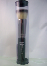 It Cosmetics Heavenly Luxe Flat Top Buffing Brush  - £17.72 GBP