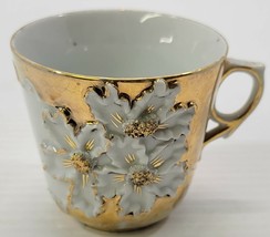Vintage Amistad Friendship Gold Tone Floral Demitasse Coffee Cup - £7.77 GBP