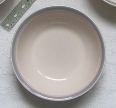 HG Pfaltzgraff Aura Large (8.5&quot;) Vegetable Bowl Pink Blue - $19.99