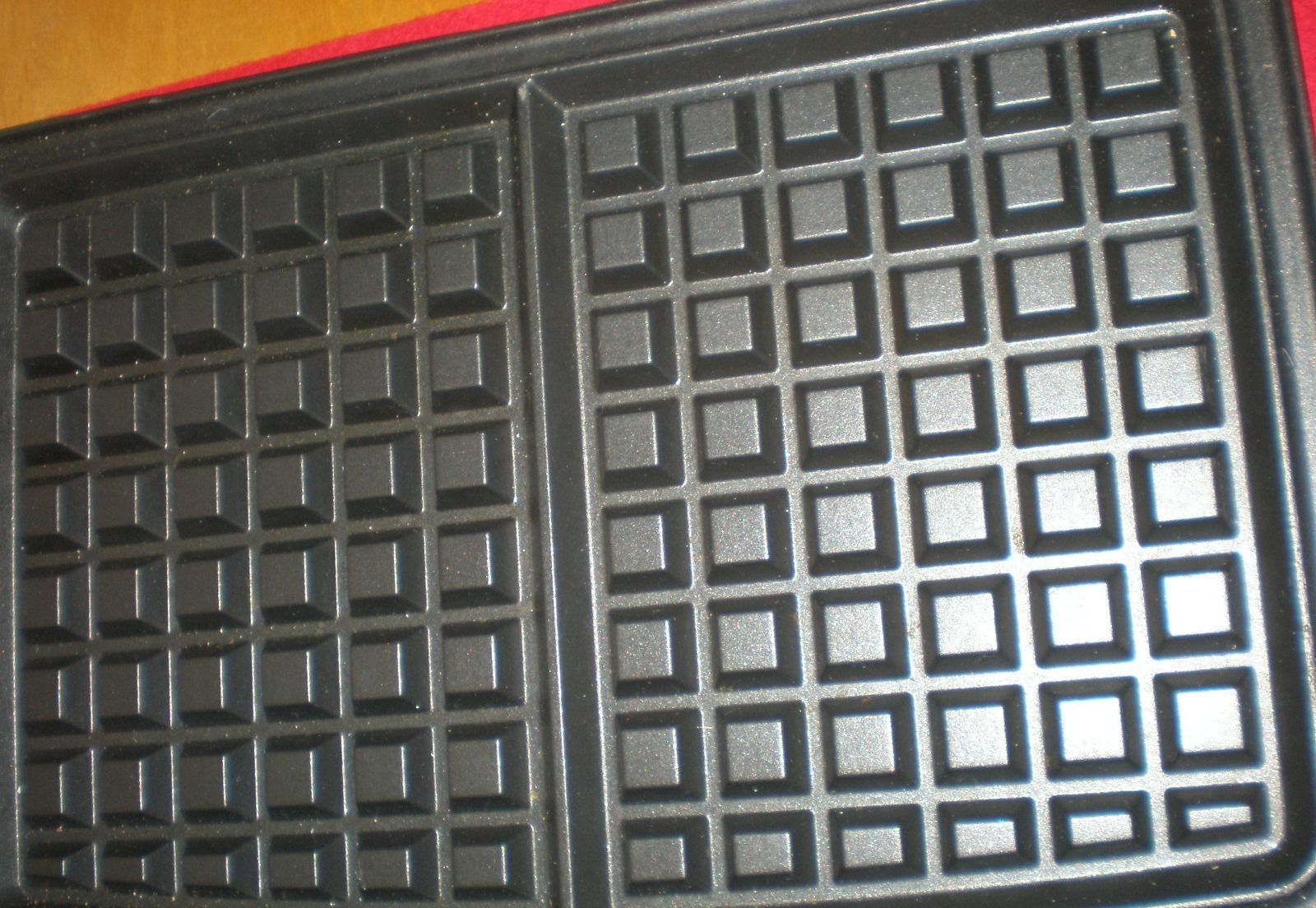 WAFFLE GRILL PLATE SET George Foreman G5 Grill Replacement part GRP92R GR90WGR - $15.99