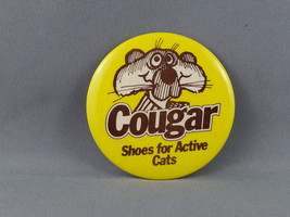 Vintage Cougar Shoes Pin  - Great Piece of Canadiana  !!!  - £19.57 GBP