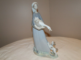 LLADRO Retired Girl with Goose and Dog - Model #4866 - £97.48 GBP