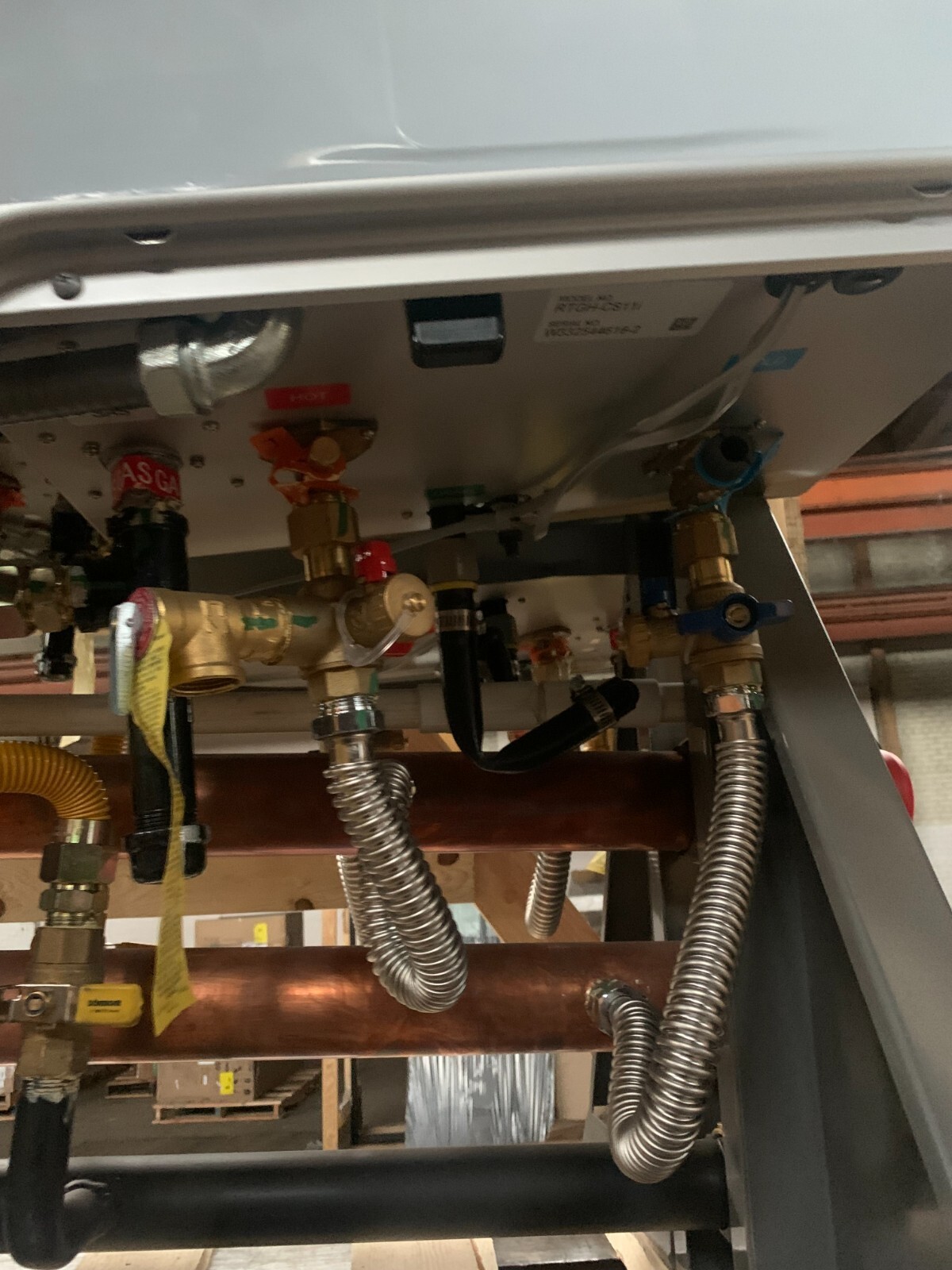 Rheem Iconic Commercial Tankless Hot Water System RTRS-FS422XLN. Brand New!!! Item image 9