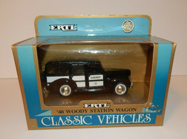ERTL Classic Vehicles 1940 Ford Sheriff Woody Station Wagon 1/43 #2517 - $15.66