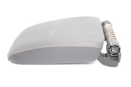 06-10 VOLKSWAGEN JETTA Center Console Lid Armrest F4073 image 6