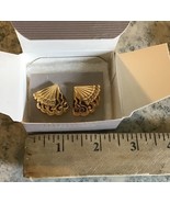 Vtg Avon Shimmering Bow Pierced Earrings With Surgical Steel A8 - $652.86 MXN