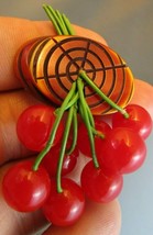 AMAZING 1940&#39;s Antique RED BAKELITE CHERRIES Fruit Brooch Pin 100% tested - £123.51 GBP