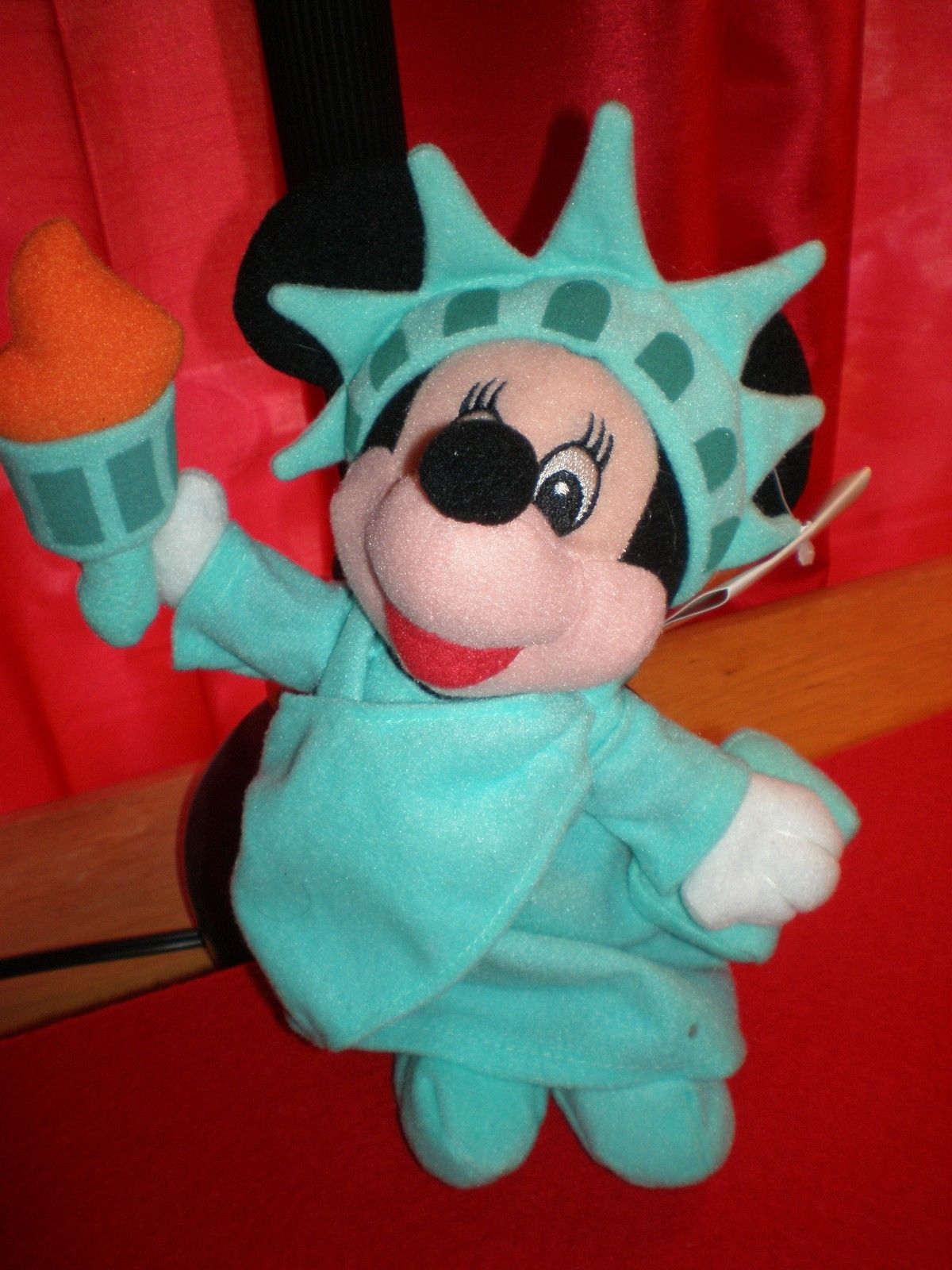 NEW DISNEY STORE STATUE OF LIBERTY MINNIE MOUSE MINI BEAN BAG BEANIE BABY - £10.26 GBP