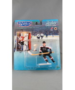 Philadelphia Flyers Figure- Eric Lindros -  Starting Line Up (1999) - By... - £28.21 GBP