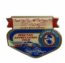 1992 Richard Petty Retirement Tour Atlanta Motor Speedway Pontiac STP Hat Pin - £15.69 GBP