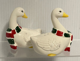 Vtg. Christmas Geese Salt &amp; Pepper Shaker Set, by Lefton, - £7.87 GBP