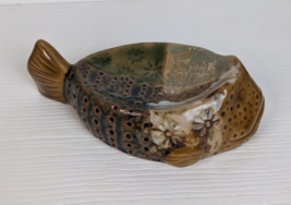 Pier 1 Ceramic Soap Dish Fish Soap Dish Stoneware Earth Tones - £10.31 GBP