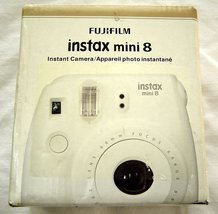  Fujifilm instax mini 8 (16273398) Instant Film Camera - White- NIB - £51.14 GBP