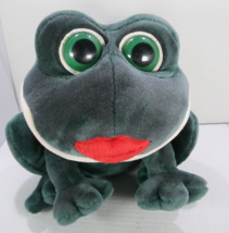 Russ Berrie Green Frog Smooches Lips Plush Stuffed Animal 10” Sitting No Sound - £10.47 GBP