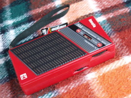 Vintage Soviet Russian USSR  LW AM  Pocket Radio Imula RP 8310 RED - £23.38 GBP