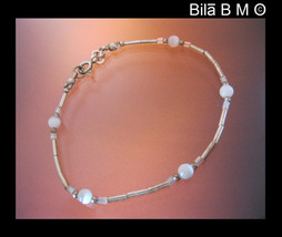 Vintage Sterling Silver Bracelet With Opalescent White Beads   7 Inches - £15.98 GBP