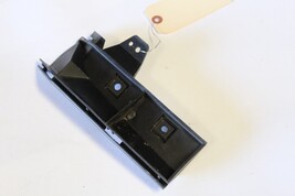 2005-2007 VOLVO V50 RIGHT SIDE REAR BUMPER GUIDE BRACKET J1624 image 4