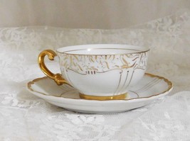 Seyei Fine China Japan # 1030 Teacup and Saucer, White with Gold Trim and Design - £11.19 GBP