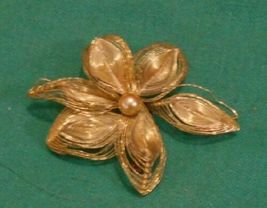 Vintage Filigree Flower Pin; Gold-tone Costume Jewelry &amp; Crafts, Indonesia 1950s - £6.28 GBP