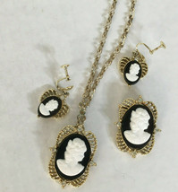 Vintage cameo set costume jewelry necklace brooch and screw back earrings  - £30.57 GBP