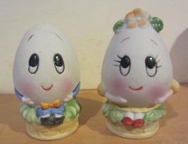 Vintage  EGG Salt Pepper Shakers Anthropomorphic Mr Mrs Humpty Dumpty - £11.65 GBP